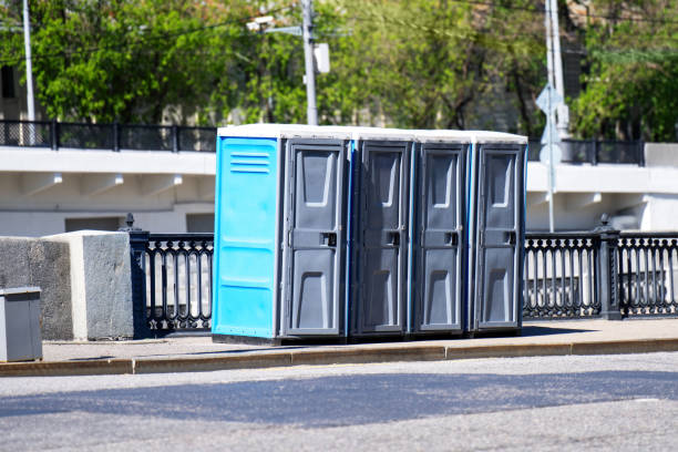 Portable Toilet Options We Offer in Duquesne, MO